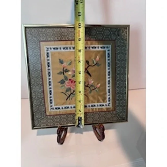 Vintage Framed Asian Silk Embroidered Art Pair Birds Flowers Wall‎ Decor